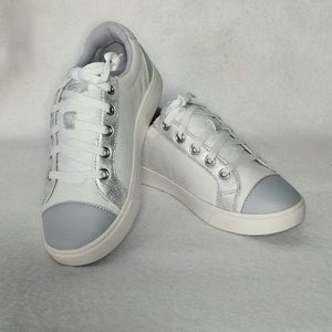 UGG K Calix Glitter Lace Up Sneakers Iconic UGG Logo On Footbed Tongue Heel